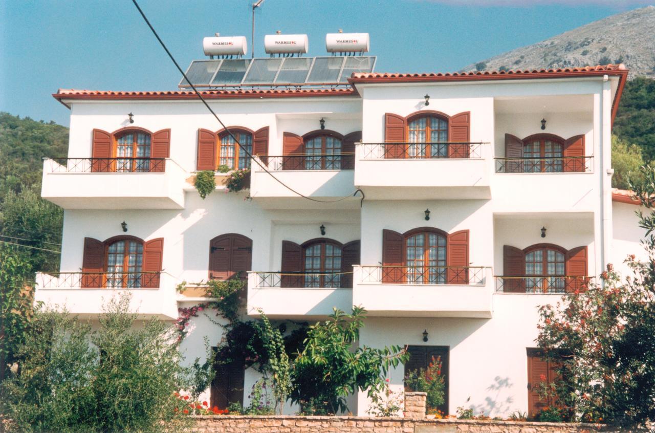 Dora Studios Parga Luaran gambar